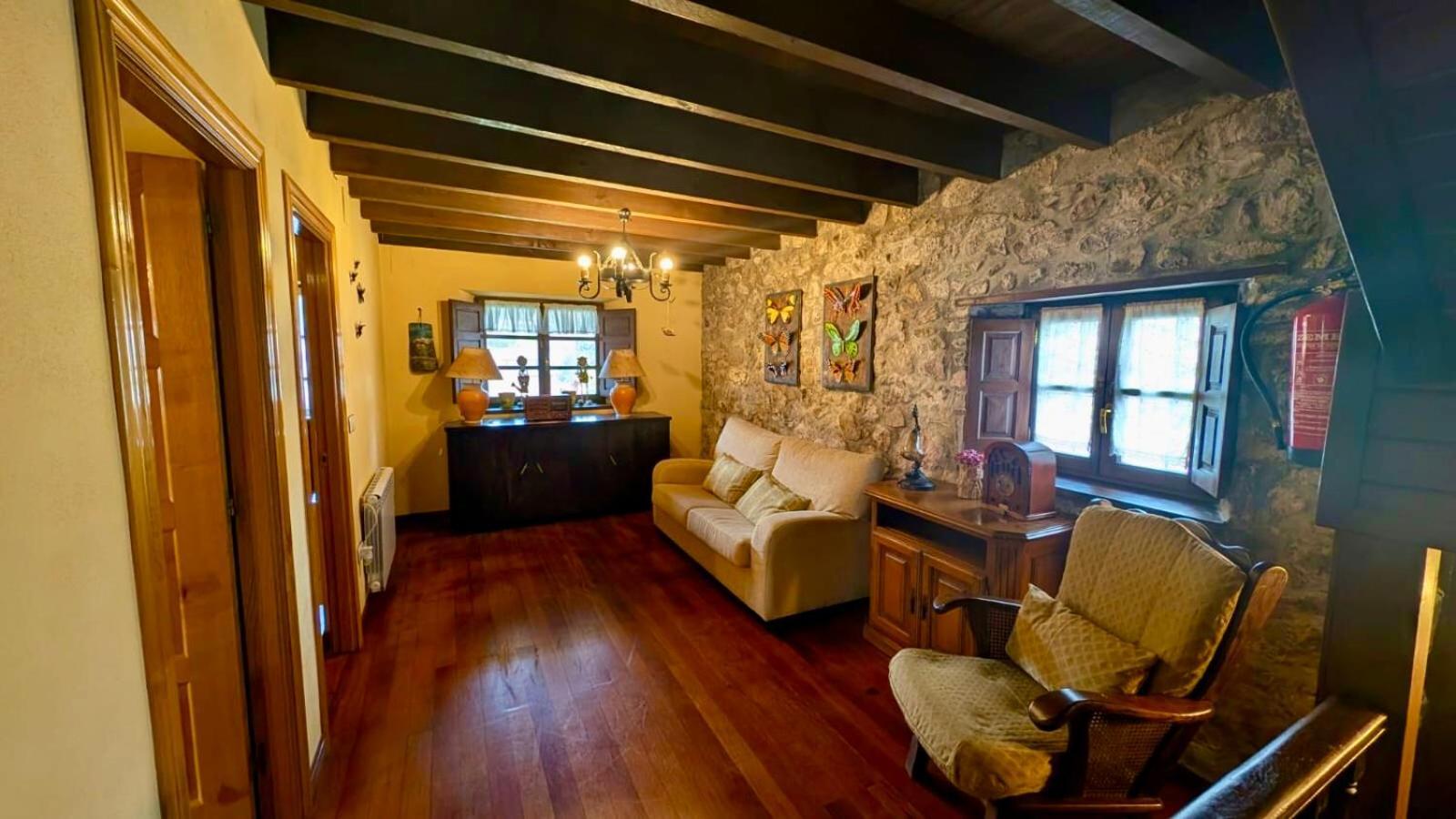 Villa El Pedroso Villahormes Exterior foto
