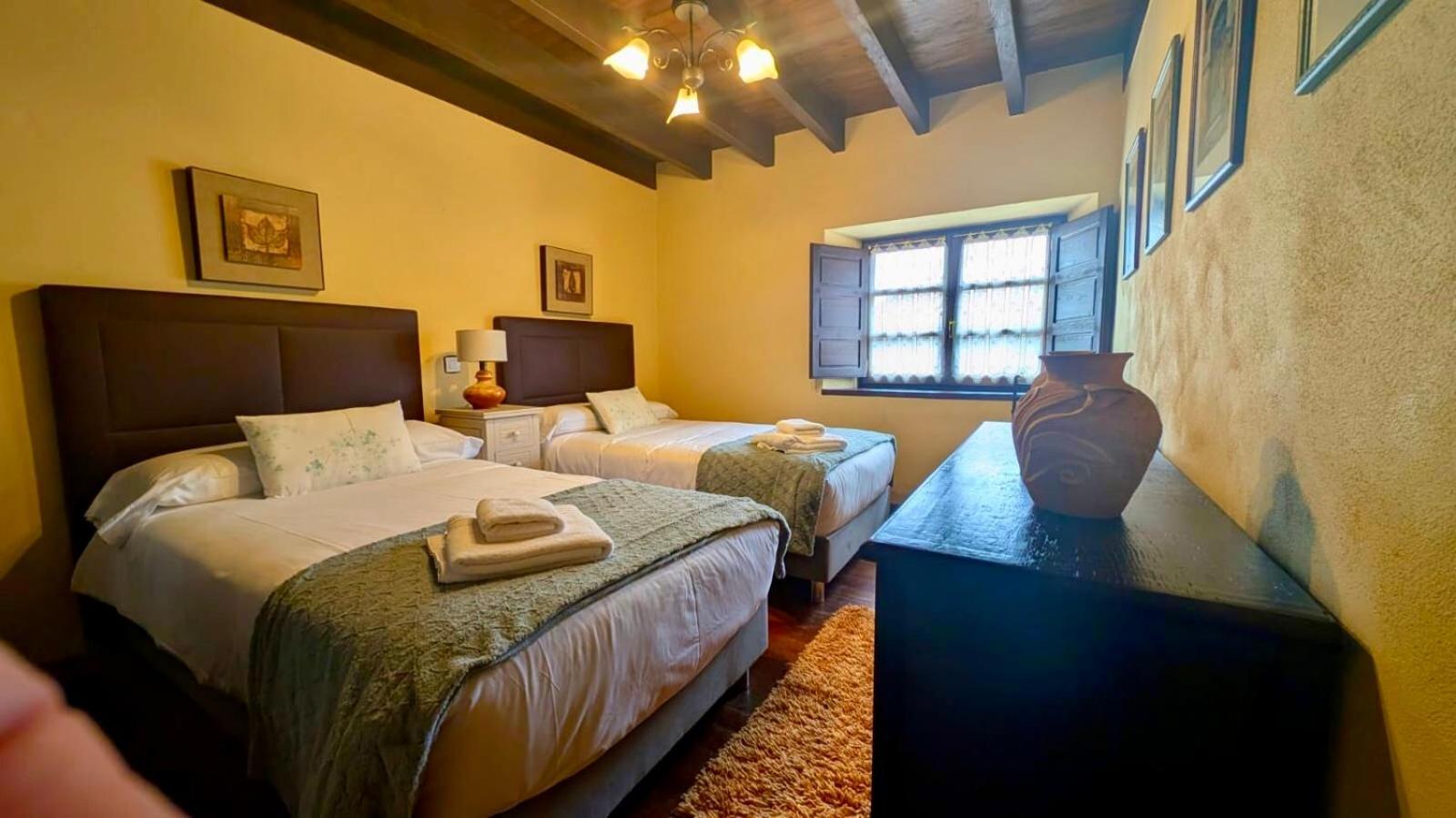 Villa El Pedroso Villahormes Exterior foto